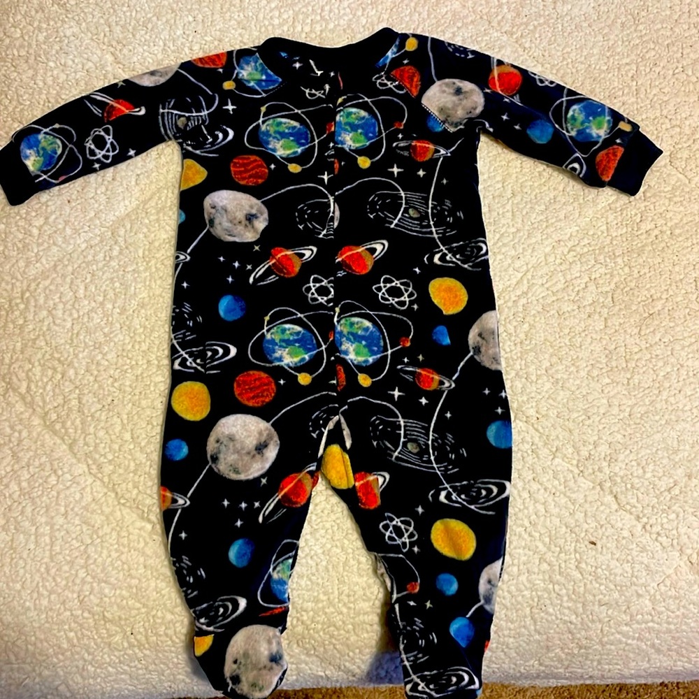 The Childrens Place (0-3) month fleece pajamas